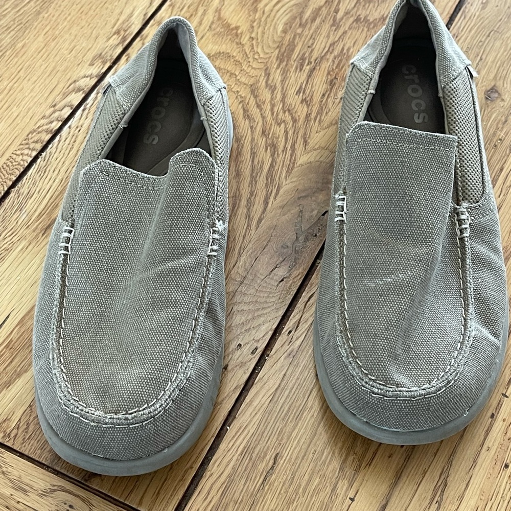 Croc loafers- in great condition!